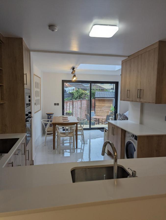 House In Barnes Holiday home London