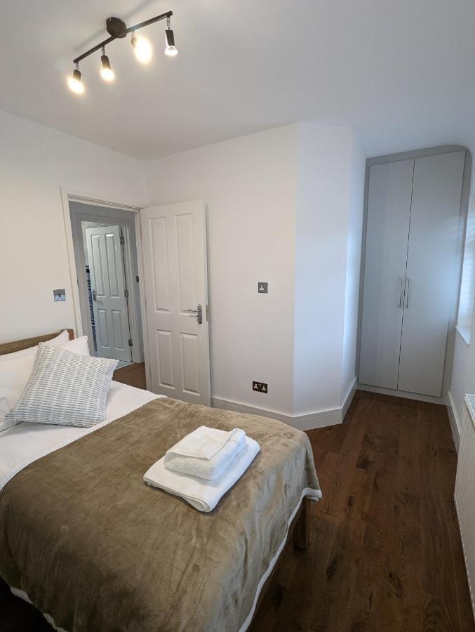 House In Barnes Holiday home